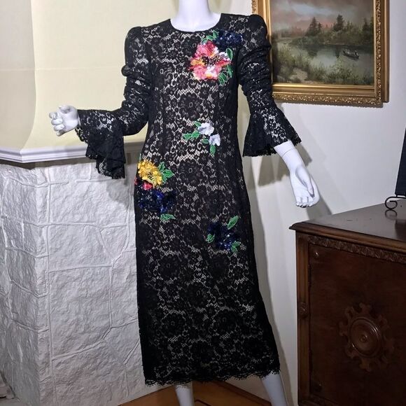 $4,500 Monique Lhuillier Sequin Floral Black Lace Dress - Picture 3 of 9